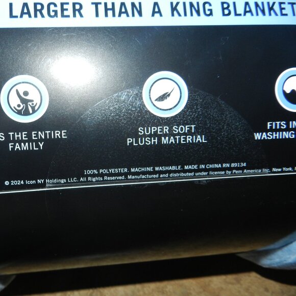 London Fog Dusty Blue Heavyweight Plush Blanket Bigger then King XXL🆕📦🏃🏻💨⚡ - Picture 11 of 16